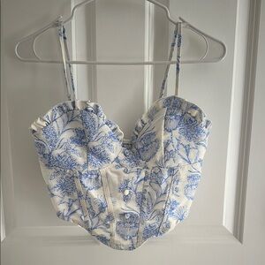 SHEIN Blue Floral Crop Top